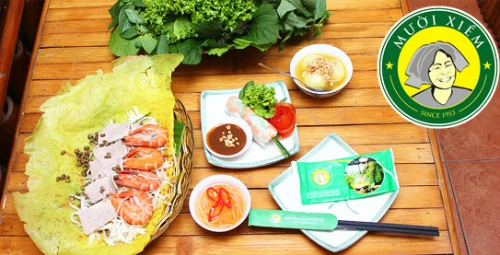 Bánh xèo Mười Xiềm đặc sản miền Tây nổi tiếng gần sân bay