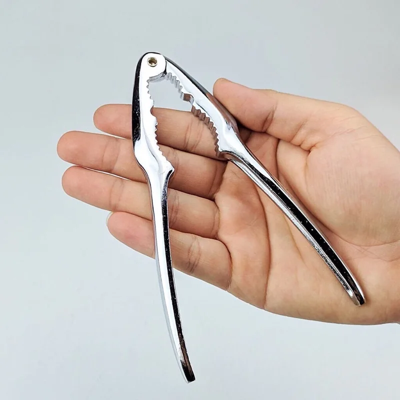 Hướng dẫn dùng dụng cụ tách thịt cua
