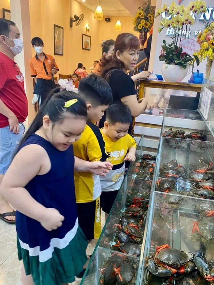 10 điều quan trọng để lựa chọn được người b&aacute;n, chỗ b&aacute;n h&agrave;ng uy t&iacute;n, chuy&ecirc;n nghiệp.