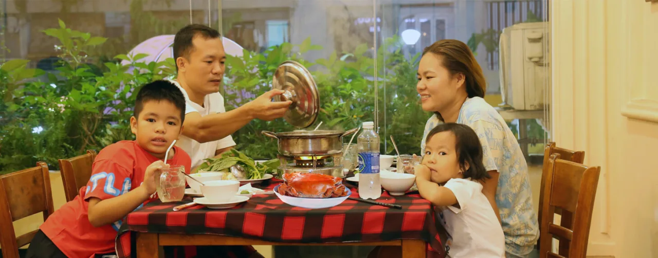 Cua C&agrave; Mau Cho B&agrave; Bầu v&agrave; Trẻ Nhỏ: Lưu &Yacute; G&igrave; Để Đảm Bảo An To&agrave;n v&agrave; Dinh Dưỡng?