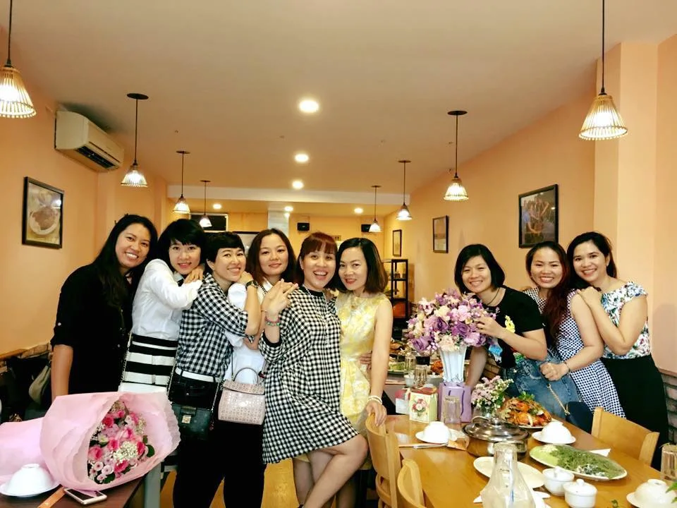 Tổ Chức Đại Tiệc Cua Tận Nh&agrave; &ndash; &Yacute; Tưởng Tuyệt Vời Cho Bạn