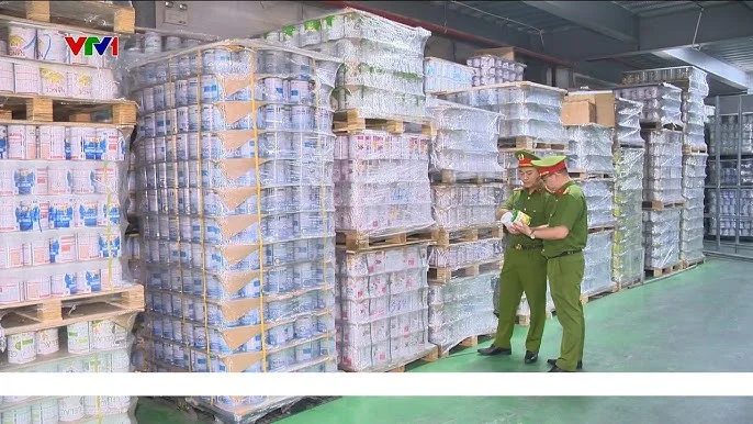 Cơ quan chức năng điều tra vụ án sản xuất sữa bột giả tại Hà Nội